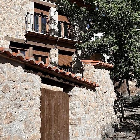 La Casa De La Acacia Apartment Olba Екстериор снимка