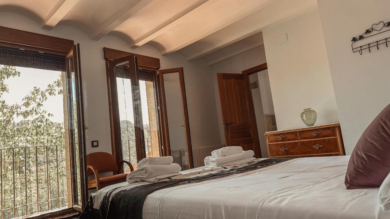 La Casa De La Acacia Apartment Olba Екстериор снимка